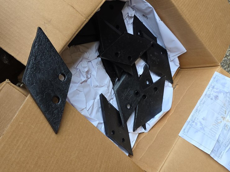 plow-points-&-parts-image-9