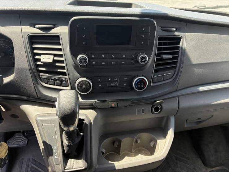2021-ford-transit-image-10