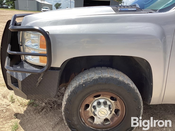 2008-chevrolet-silverado-3500-image-10