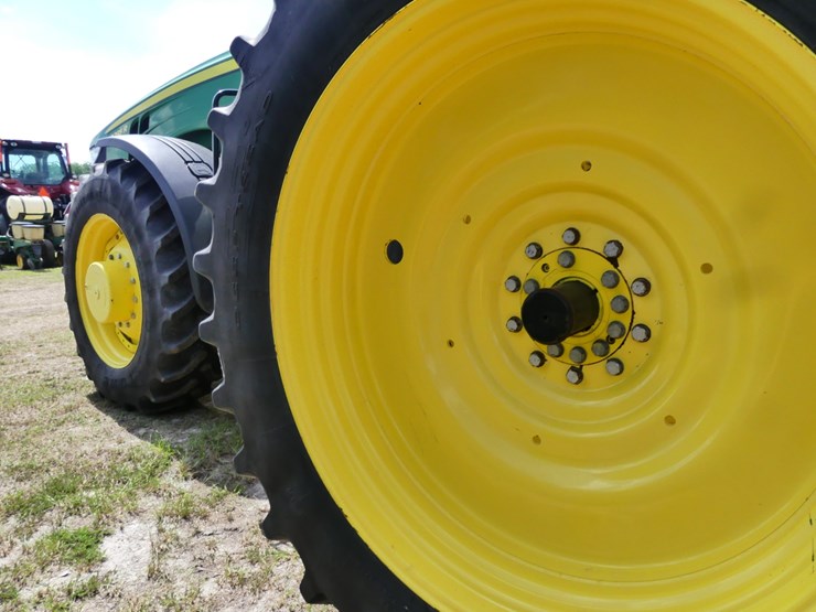 2015-john-deere-8295r-image-9