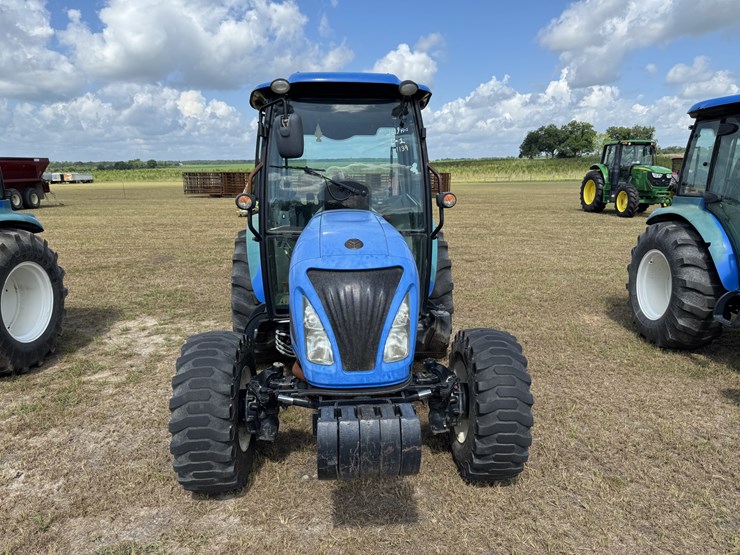 new-holland-boomer-47-image-3