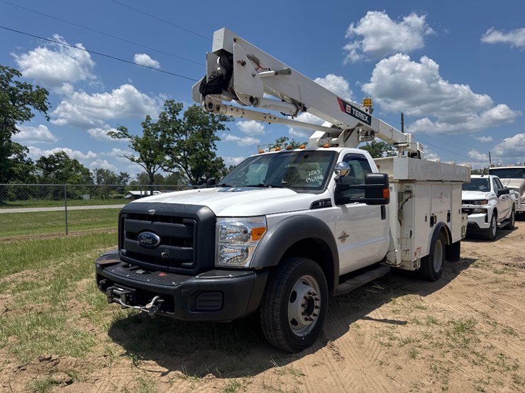 2013-ford-f550-image-2