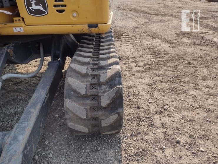 2022-deere-30g-image-33