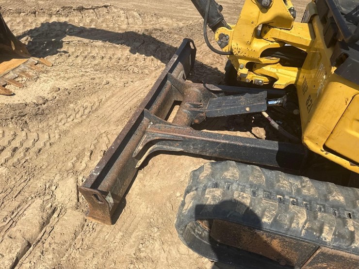 2011-caterpillar-303.5d-cr-image-14