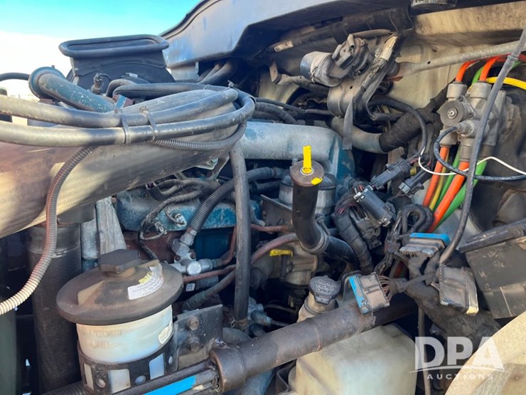 2007-international-durastar-4300-image-36