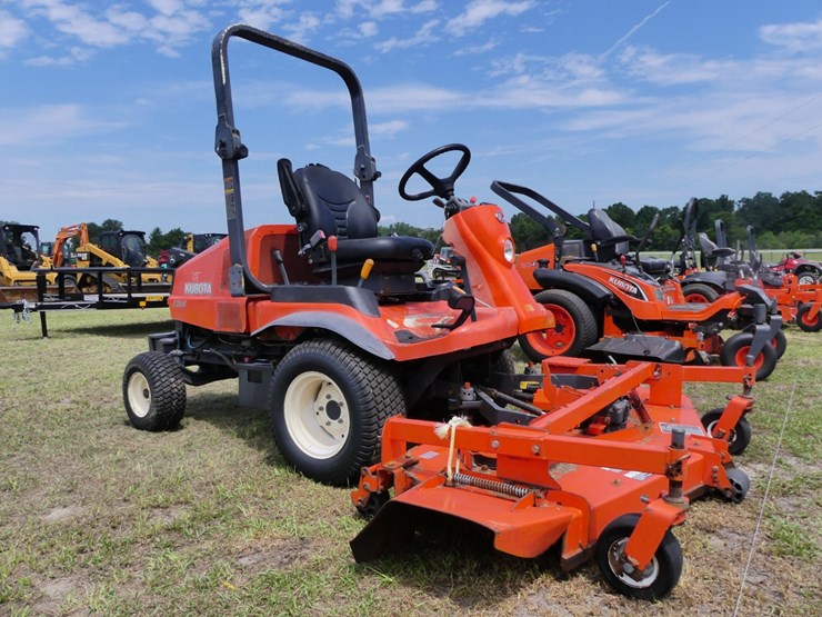 kubota-f2680-image-1