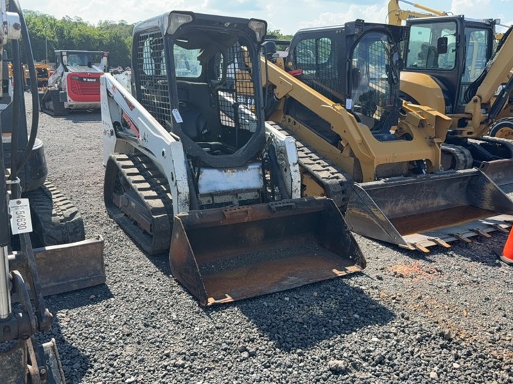 2020-bobcat-t450-image-3
