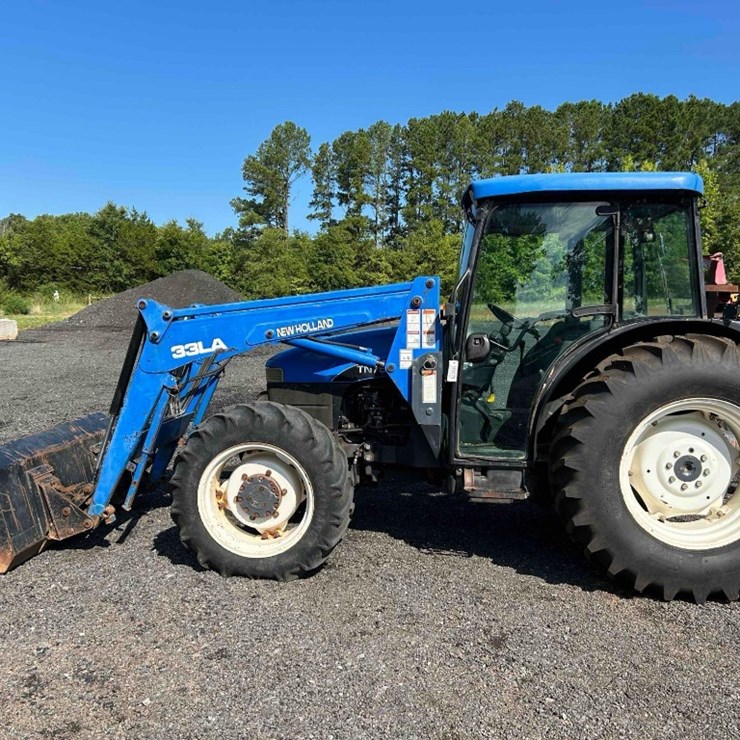 2002 NEW HOLLAND TN75S