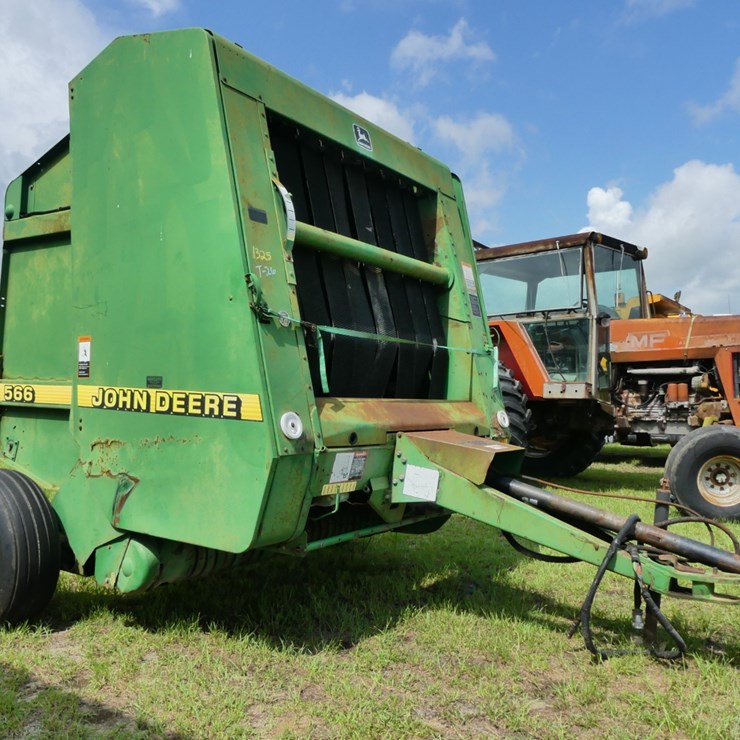 1998 JOHN DEERE 566