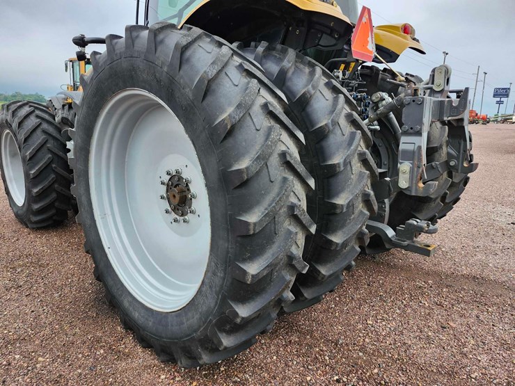 2012-challenger-mt645d-image-22