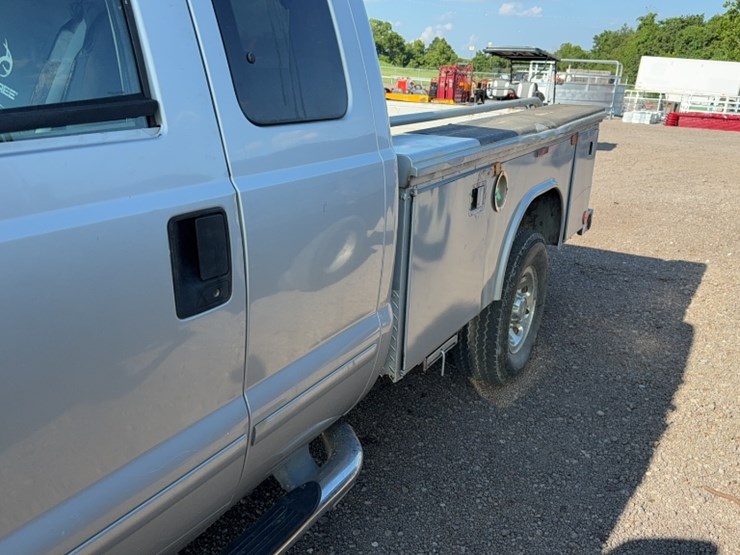 2003-ford-f350-image-13