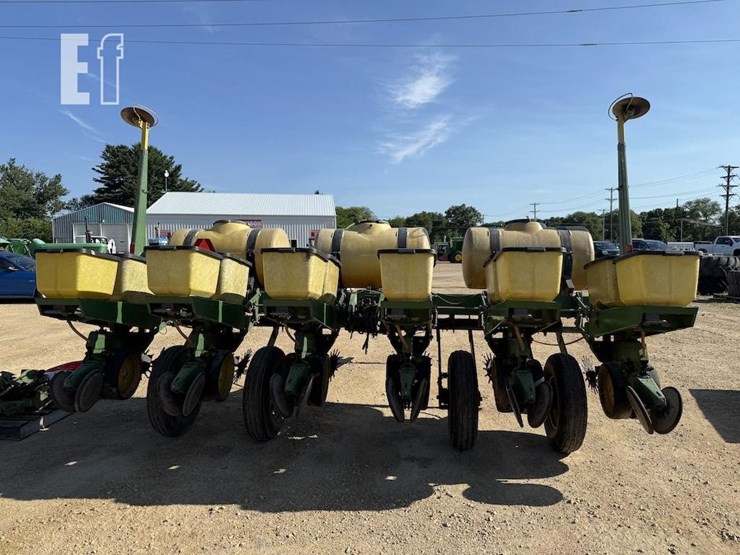 john-deere-7000-image-6