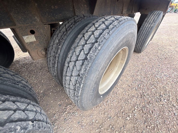 2014-smithco-side-dump-image-10