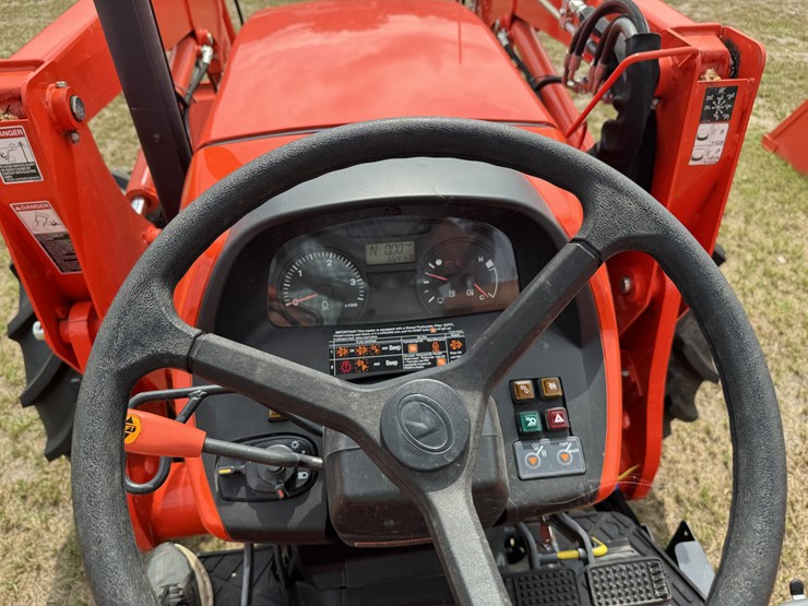 kubota-m7060-image-13