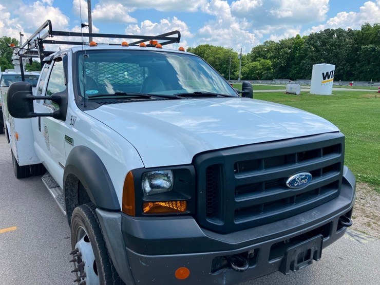 2007-ford-f450-image-1