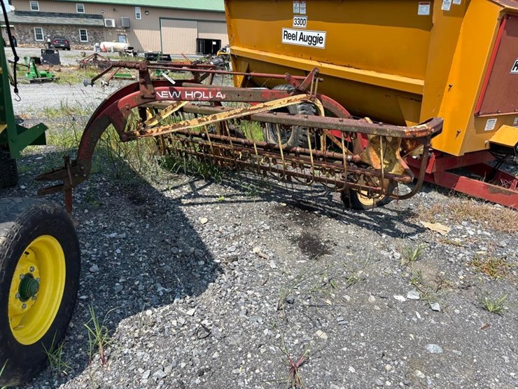 new-holland-256-image-1