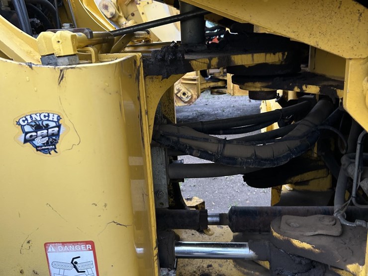 2010-new-holland-lw190-image-14