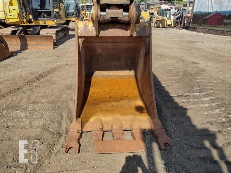 2011-caterpillar-336e-image-15