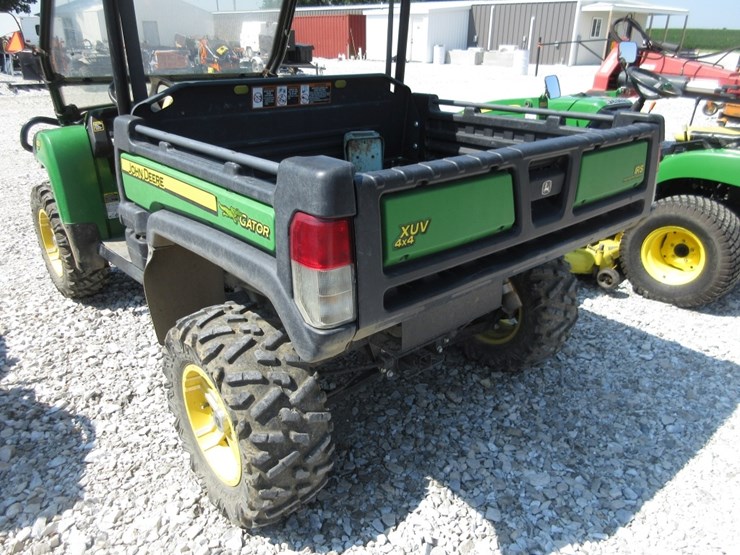 john-deere-gator-image-7