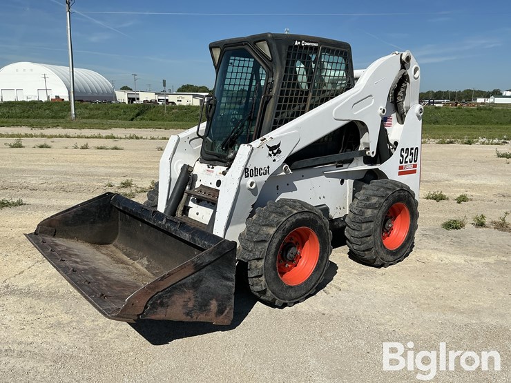 2002-bobcat-s250-image-1
