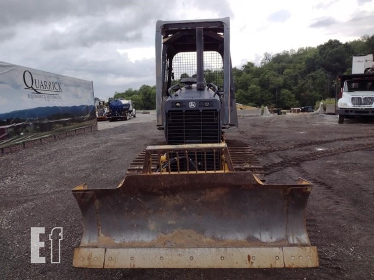 2006-deere-450j-lt-image-2