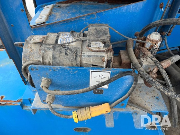 2012-genie-s45-image-27