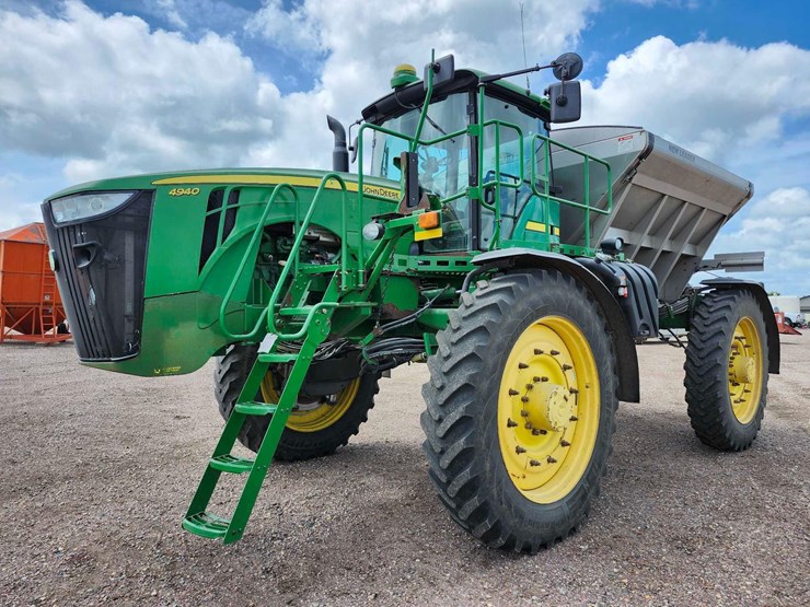 john-deere-4940-image-1