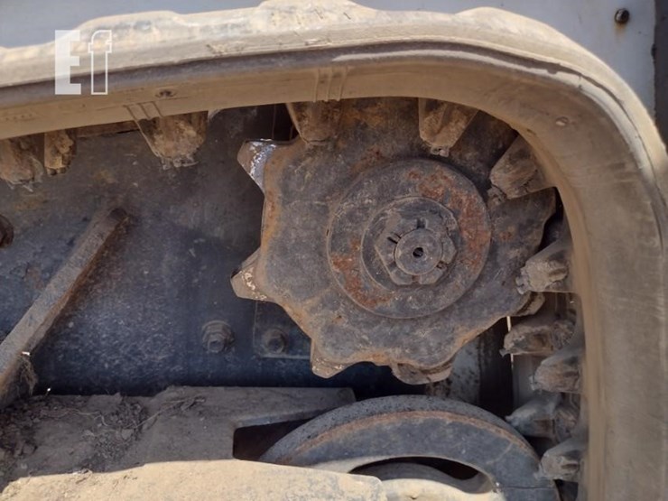 2015-bobcat-mt55-image-16