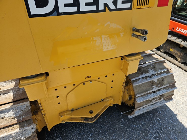 2016-deere-450j-lgp-image-19