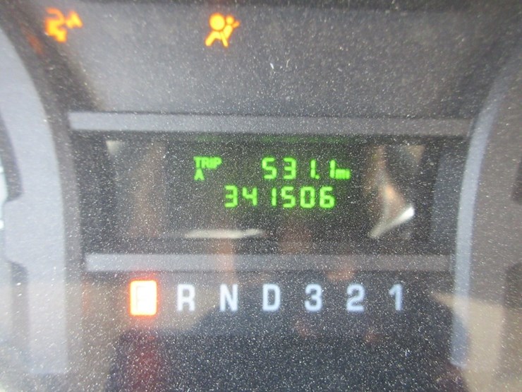 2011-ford-e450-sd-image-24