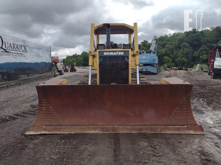 2005-komatsu-d65ex-15-image-2