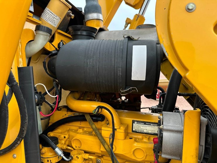 2006-deere-310sg-image-50