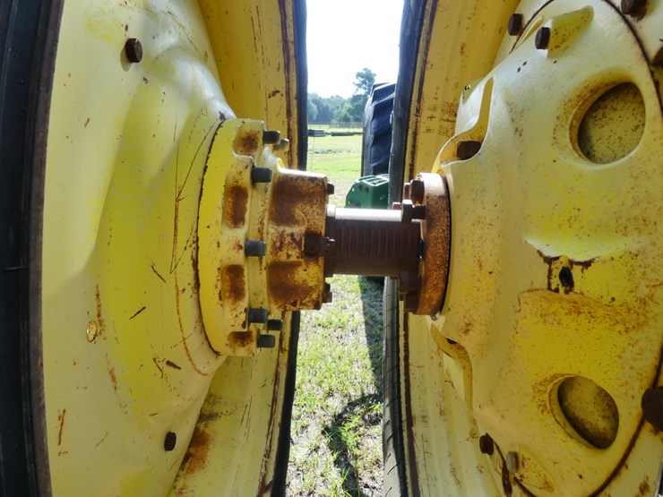 john-deere-8400-image-6
