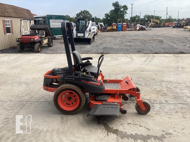 2015-kubota-z122e-image-5
