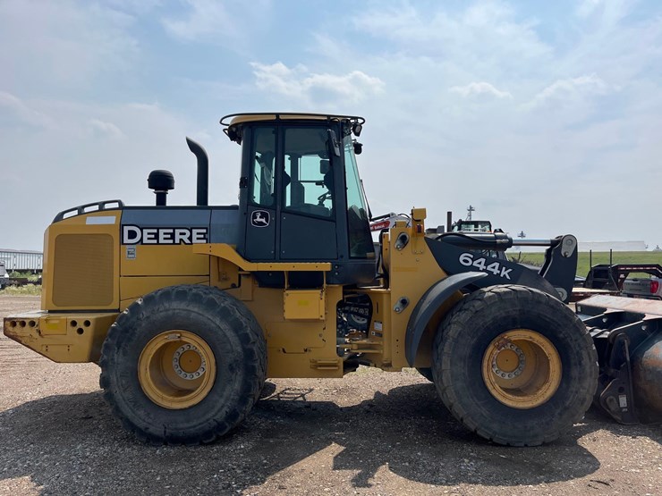 john-deere-644-image-8