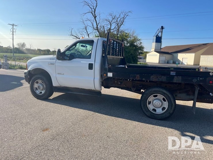 2006-ford-f350-image-17