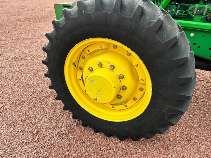 1996-john-deere-7400-image-13