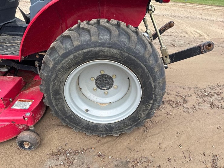 mahindra-emax-25-image-9