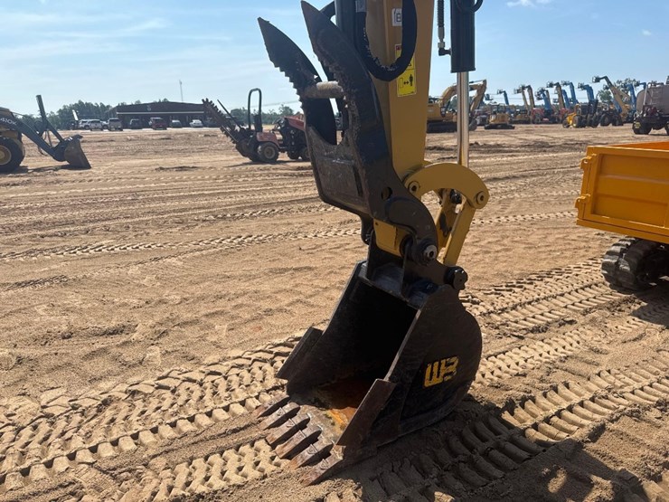caterpillar-305cr-image-25
