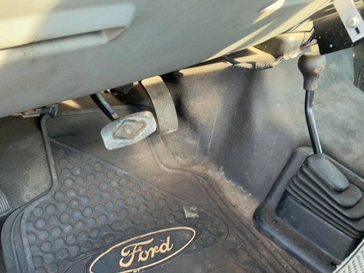 2006-ford-f350-image-56
