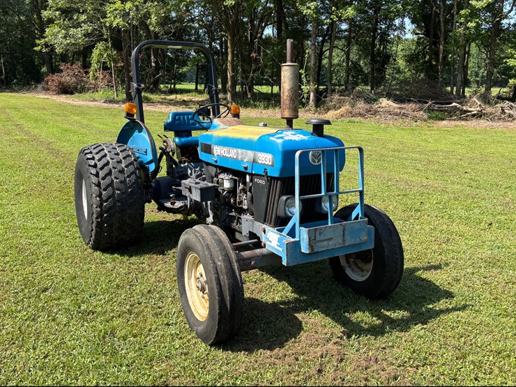 new-holland-3930-image-1
