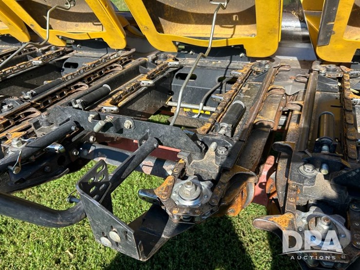 2009-new-holland-98d-image-14