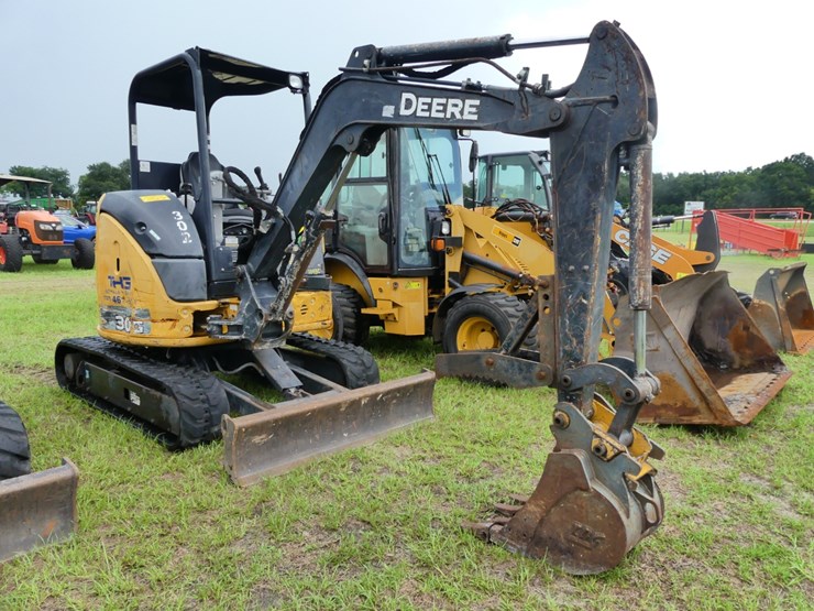 deere-30g-image-2