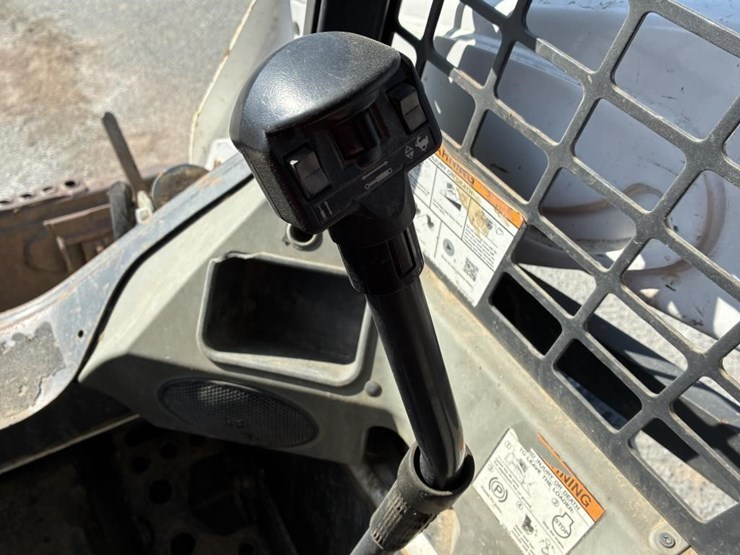2018-bobcat-s590-image-13