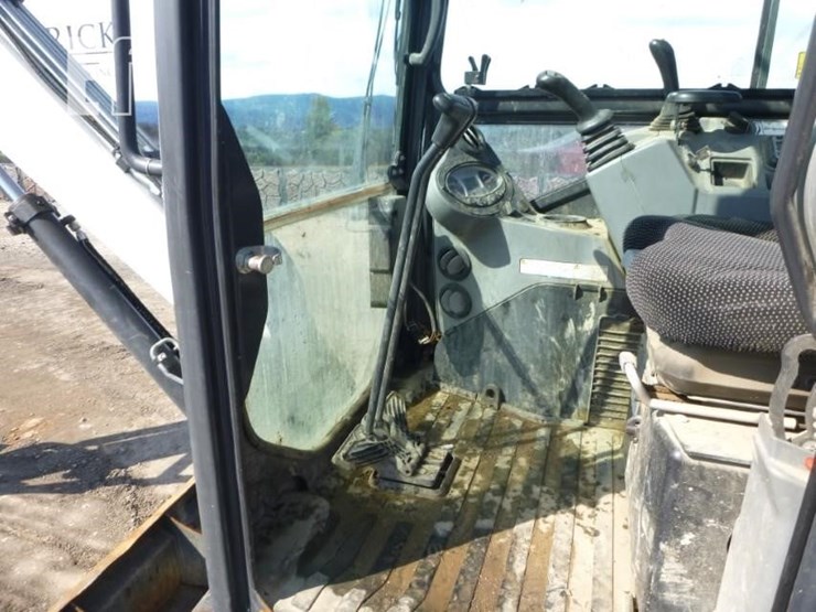 2021-bobcat-e35i-image-12