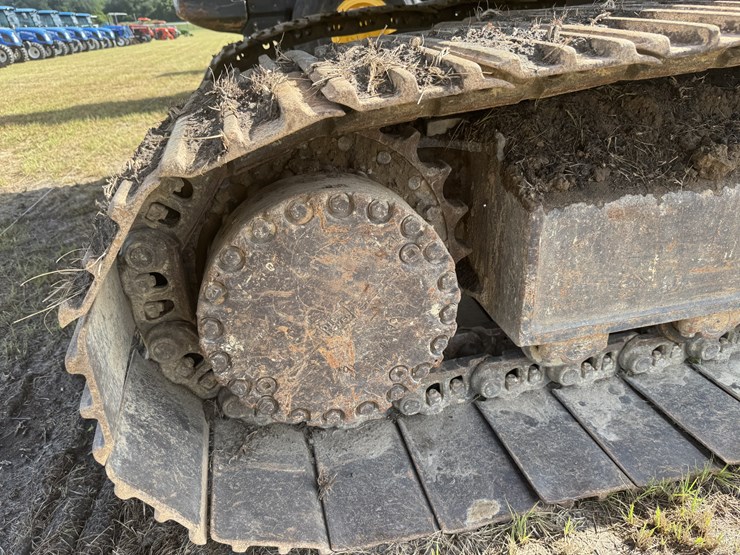 2015-komatsu-pc210-lc-image-6