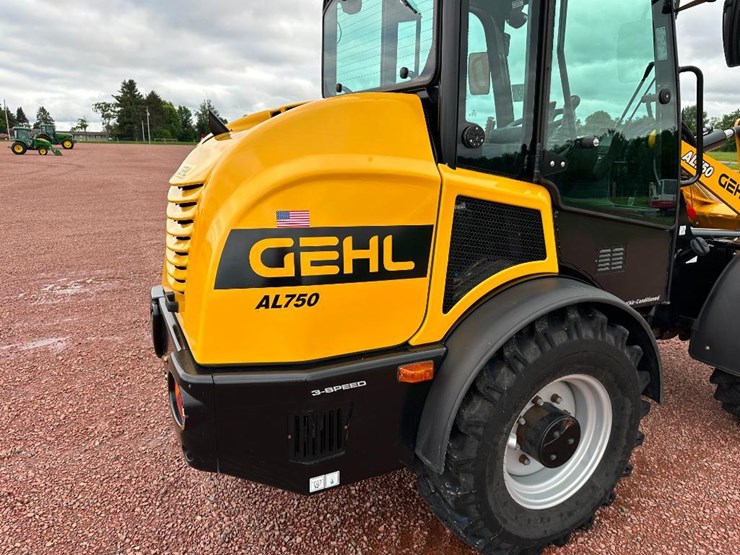 2023-gehl-al750-image-26