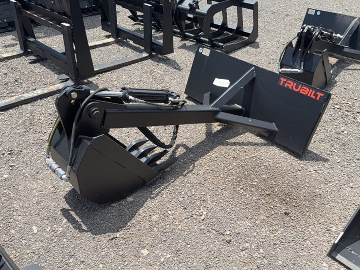 #2050-•-trubilt-skid-steer-stationary-backhoe-image-2