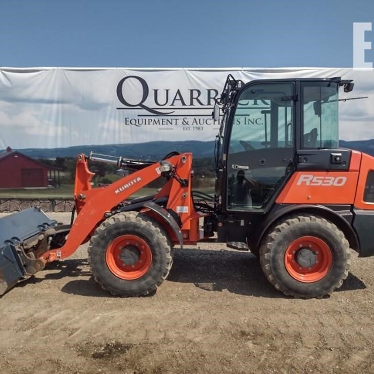 2018 KUBOTA R530