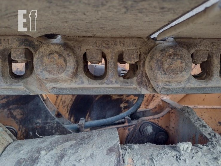 2012-case-850l-xlt-image-26